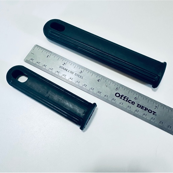 Coolhandle I and Coolhandle II Black silicone set - Picture 3 of 4